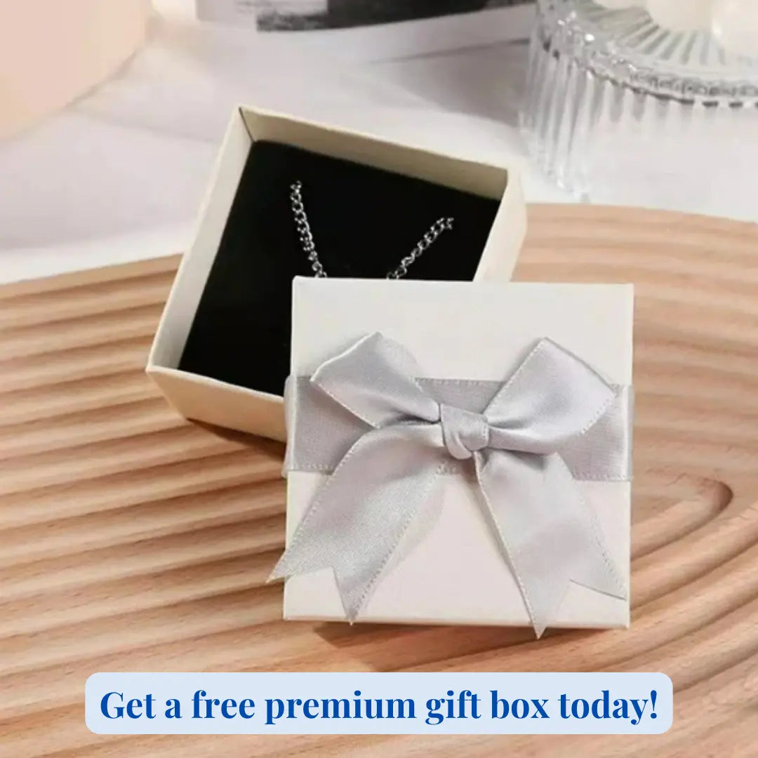 SUN AND MOON NECKLACE SET