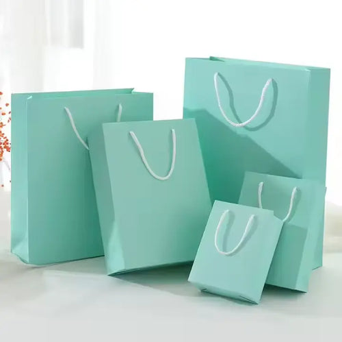 Elegance Gift Bag – The Perfect Finishing Touch!