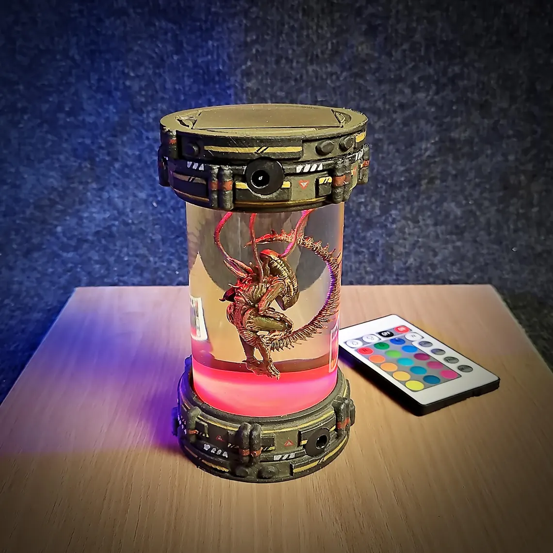 Alien Xenomorph Resin Lamp