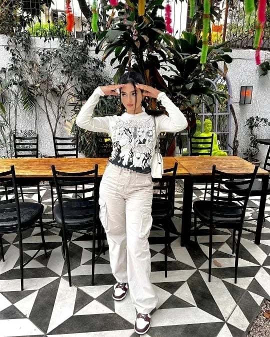 ADJUSTABLE CARGO PANTS